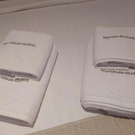 Spyridoula Nocleg ze śniadaniem 4*